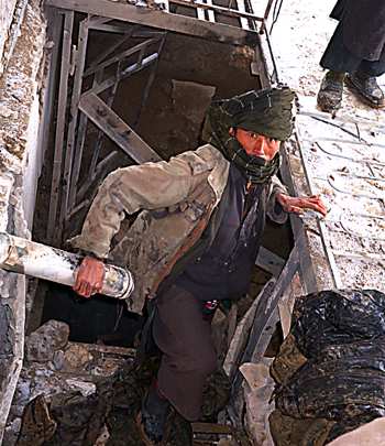 More Qala-i-jhangi prison scenes